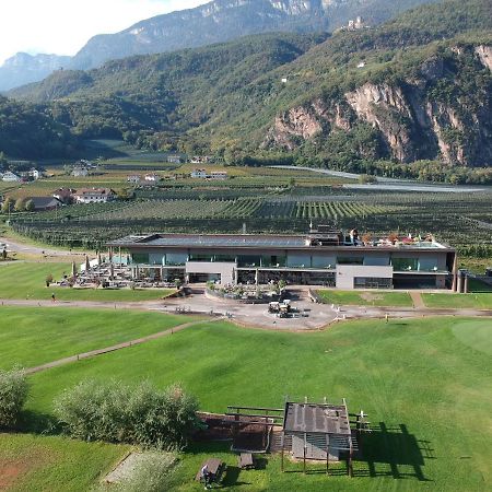 The Lodge Sporthotel - Golfclub Eppan Appiano Sulla Strada Del Vino Εξωτερικό φωτογραφία