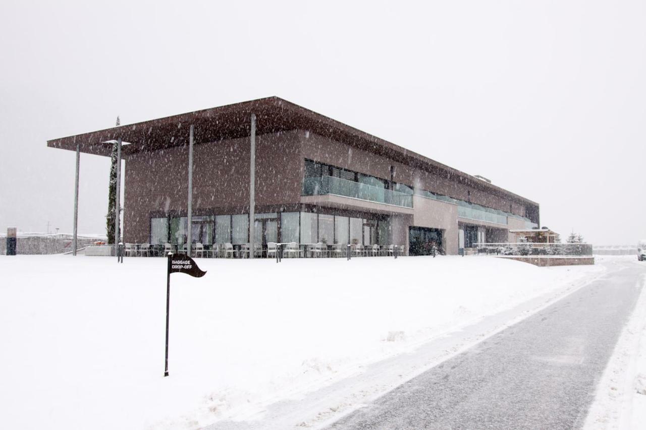 The Lodge Sporthotel - Golfclub Eppan Appiano Sulla Strada Del Vino Εξωτερικό φωτογραφία